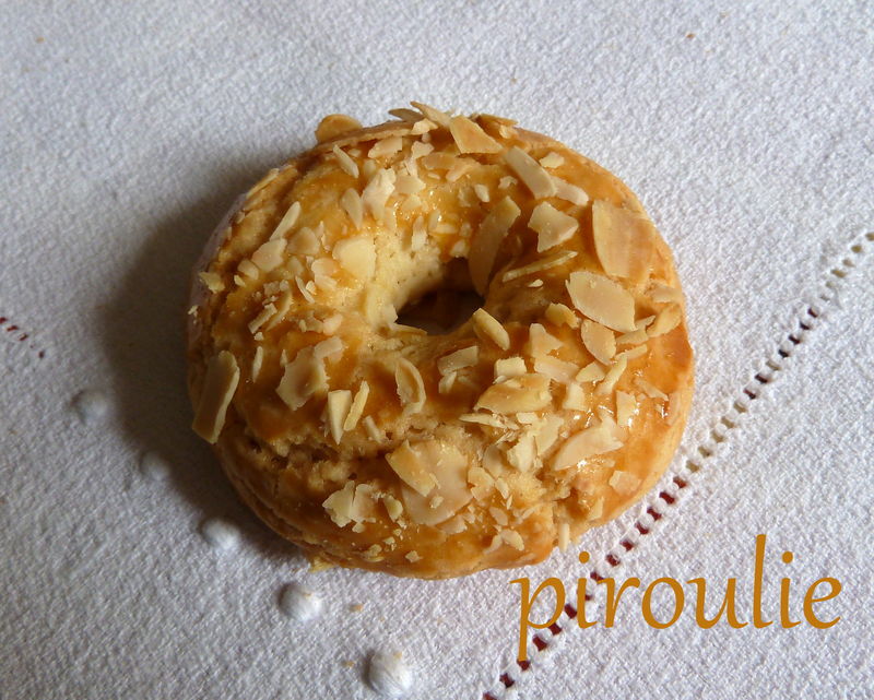 Caks ou couronnes à la fleur d’oranger #2 : des petits biscuits très faciles à faire